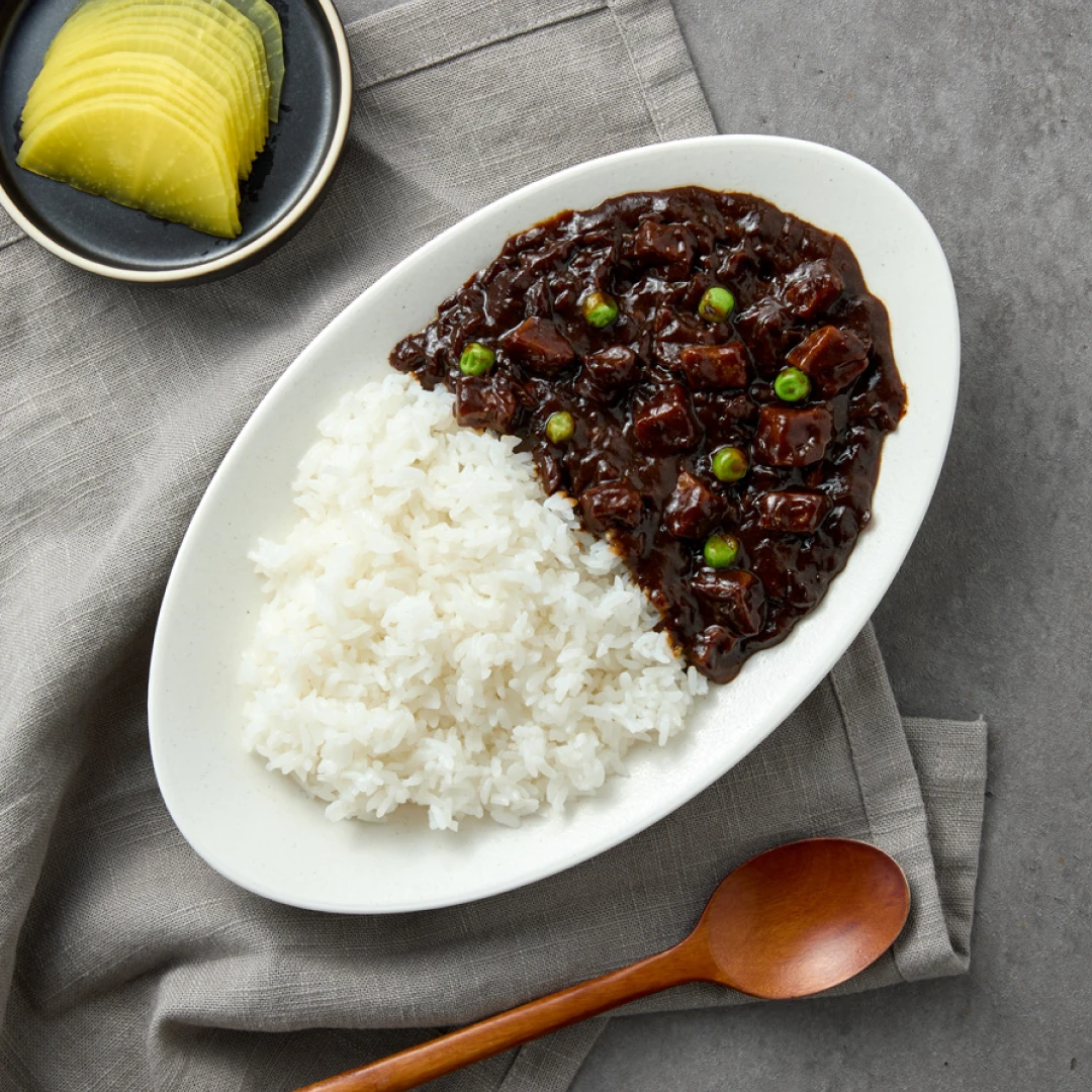 불맛 가득 고기짜장 200g