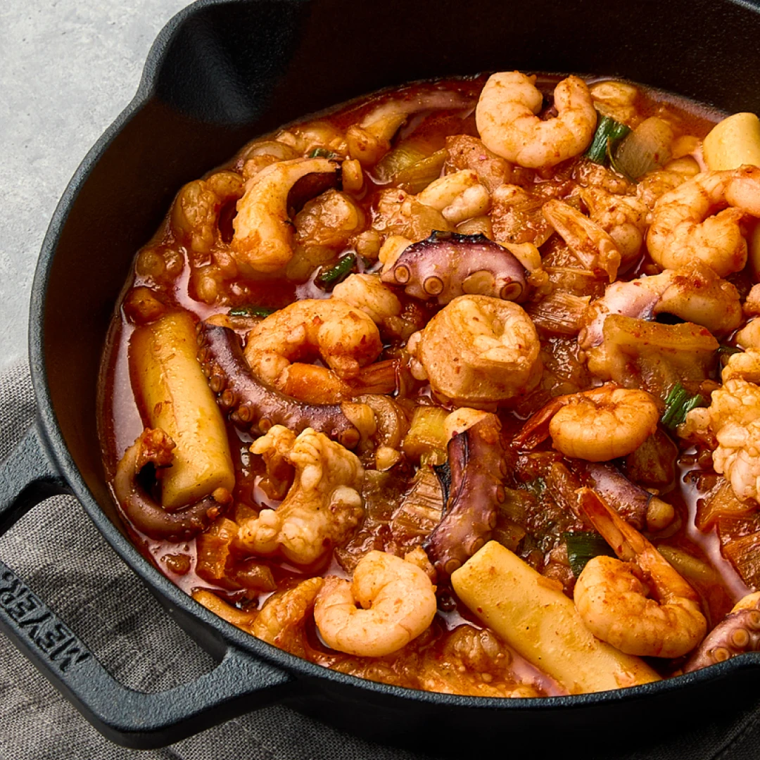 쫄깃한 낙지, 고소한 한우대창! 낙곱새 원팩 700g