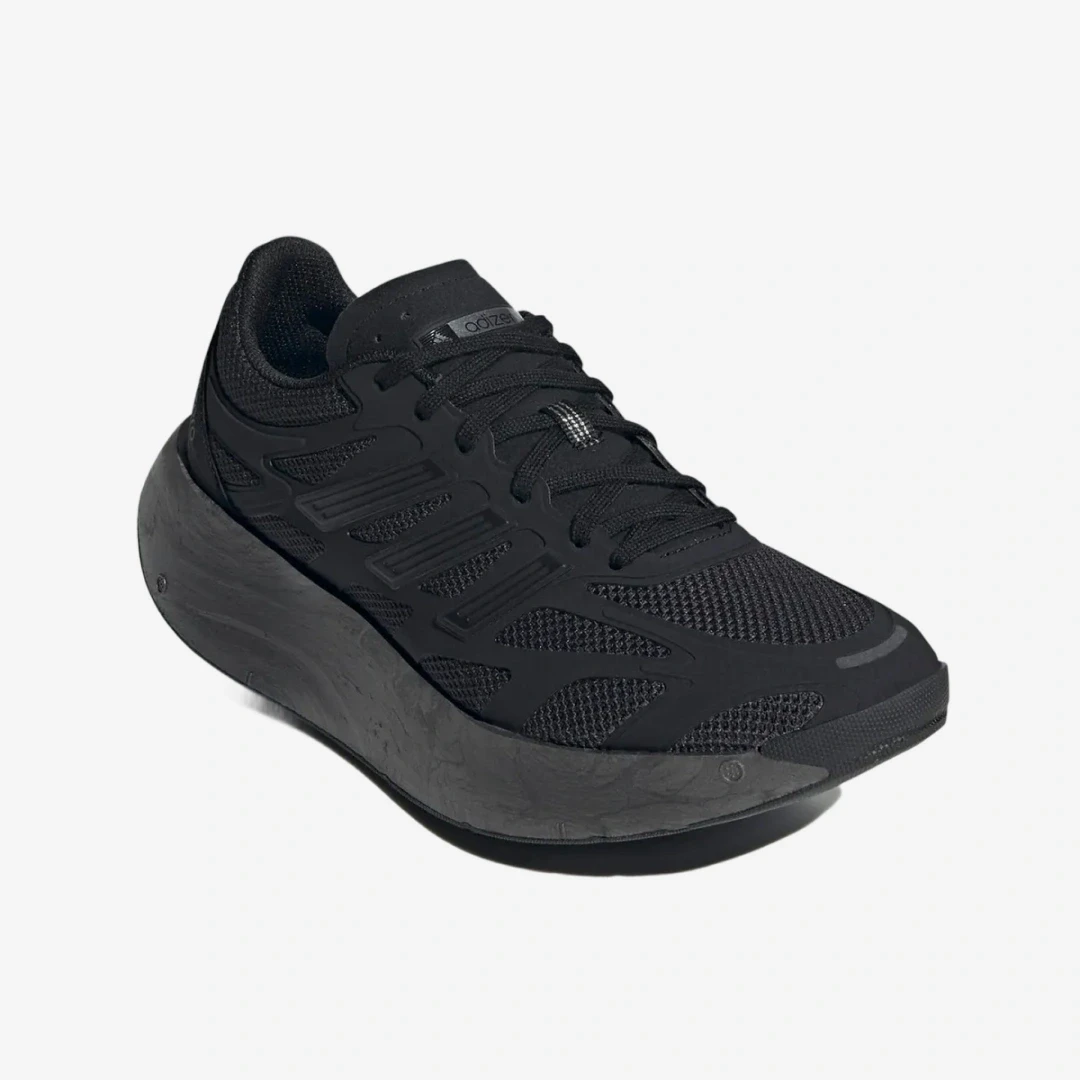 아디제로 아루쿠 코어 블랙 카본