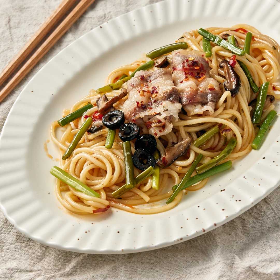 우삼겹 매콤 알리오올리오 파스타 2개입