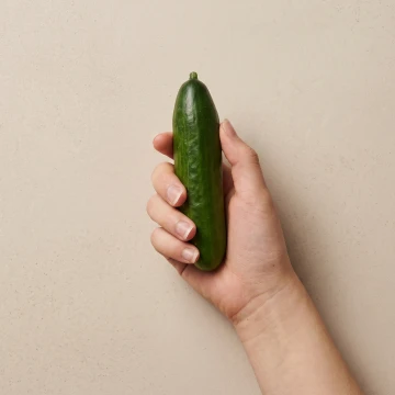 한 손에 쏙! 쓴 맛 없는 미니오이 8입
